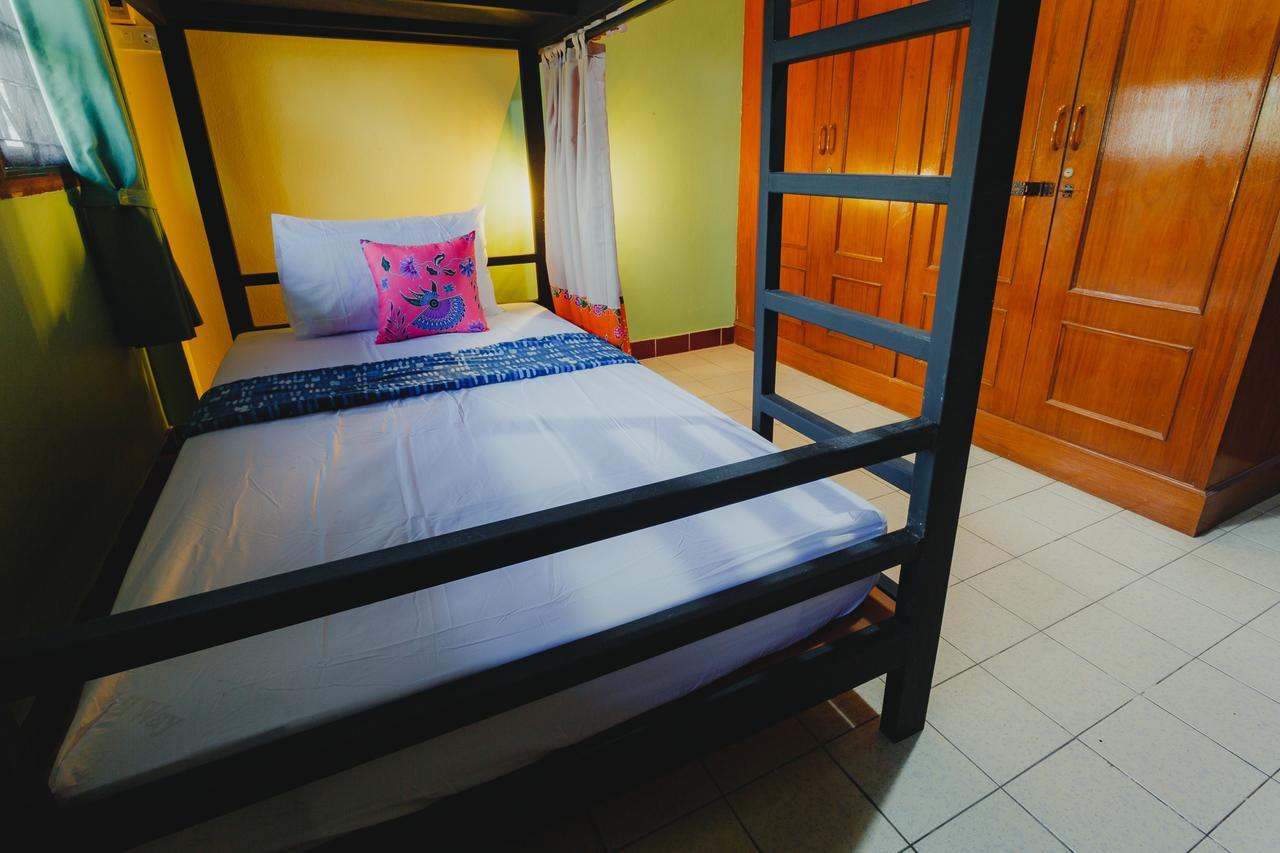 The Aree Hat Yai Hostel エクステリア 写真
