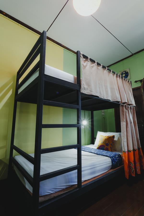 The Aree Hat Yai Hostel エクステリア 写真