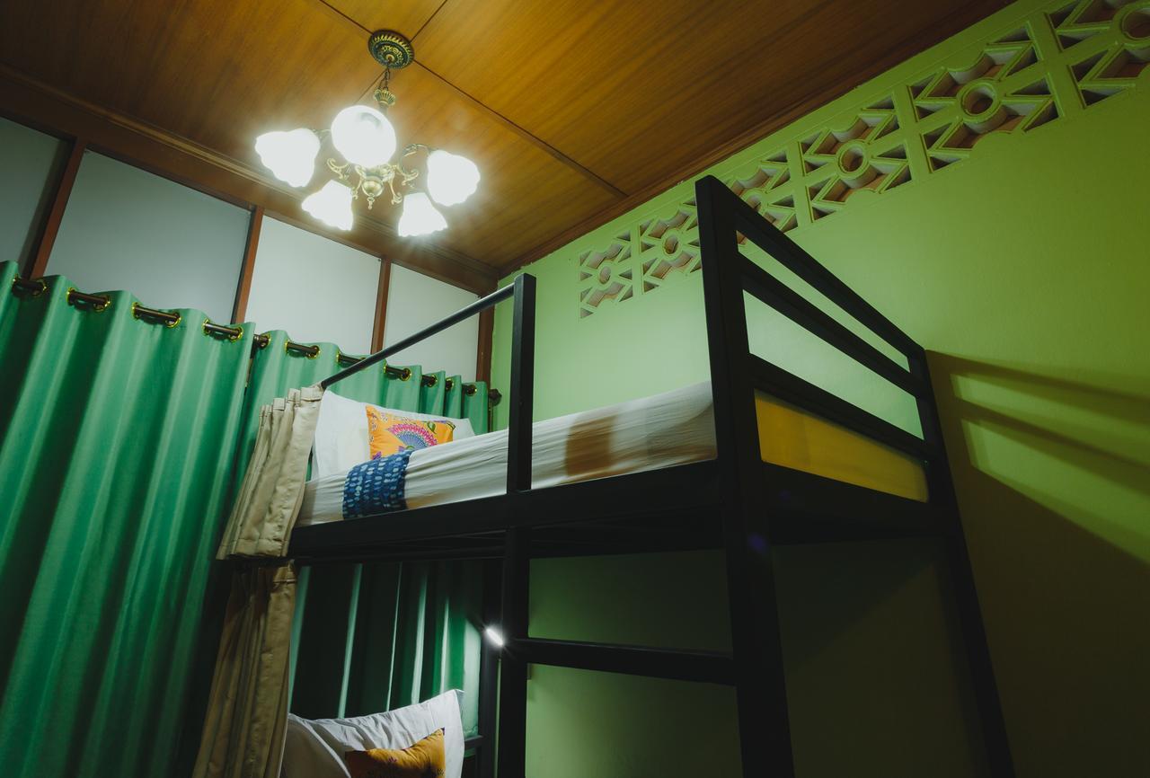 The Aree Hat Yai Hostel エクステリア 写真