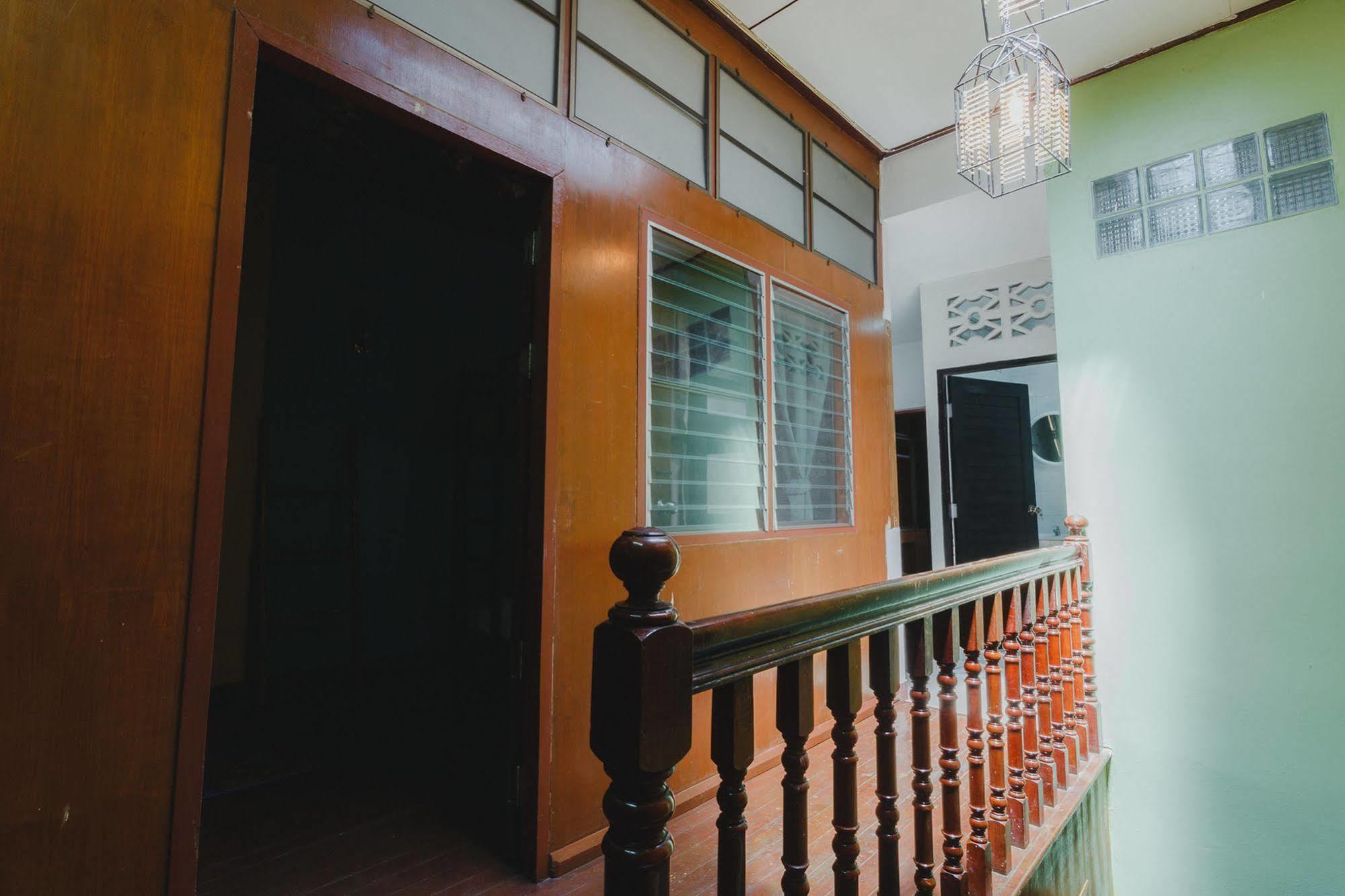 The Aree Hat Yai Hostel エクステリア 写真